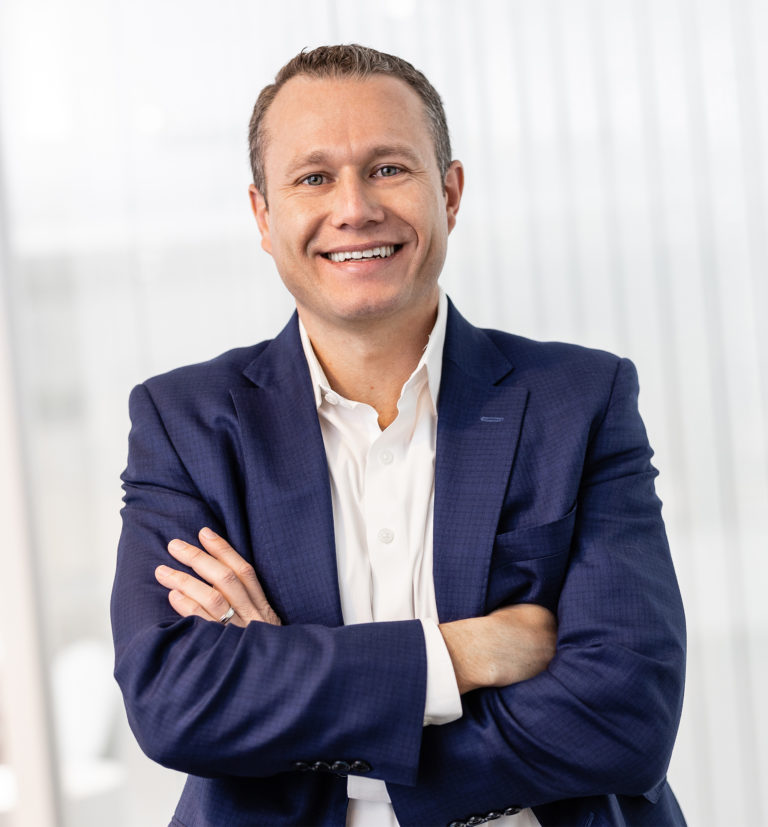 lucas-moraes-managing-director-cibes-lift-us-inc-768×827